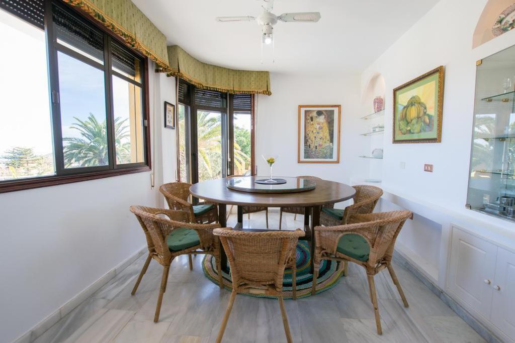 Rural Villa With Private Pool غيمار المظهر الخارجي الصورة